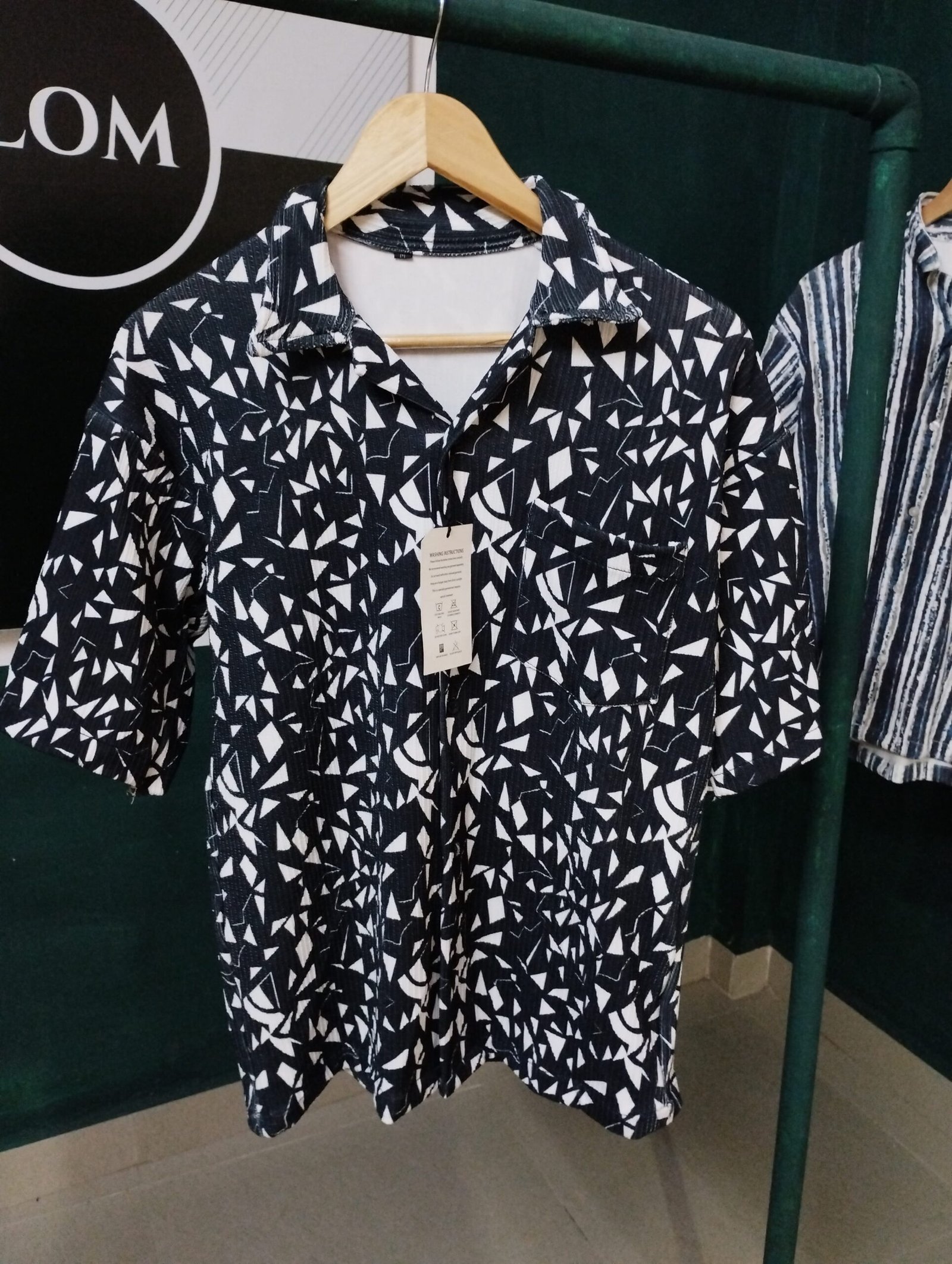 Black Shirt with White & Tan Geometric Print – Short Sleeves Casual Statement Wear